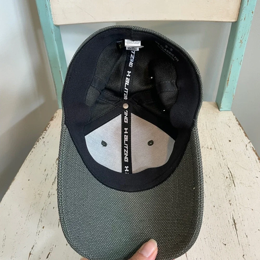 Under Armour Boys Blitzing 3.0 Hat Olive Green S/M‎ 1305037-310
